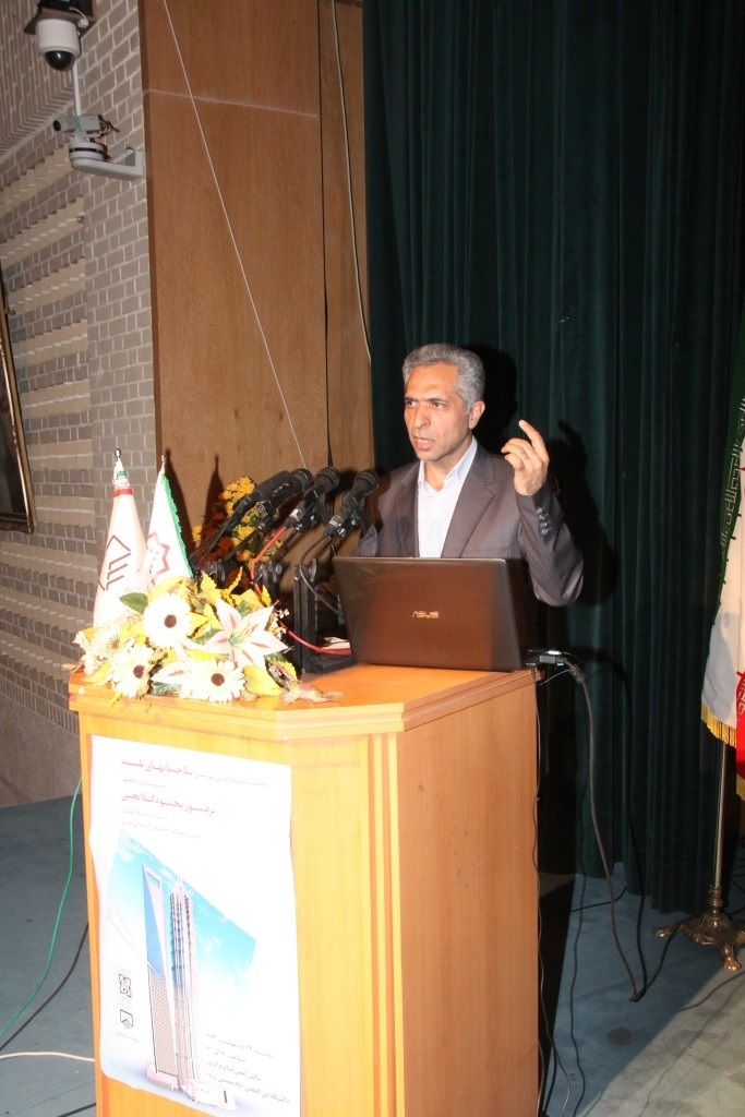 پروفسور محمود گلابچی 